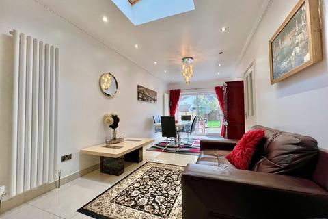 undefined, Mansfield Road, Luton, Bedfordshire