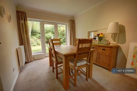undefined, Castleton Grove, Newcastle Upon Tyne, NE2