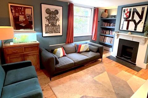 undefined, Woodland Terrace, London