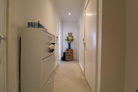 undefined, Kd Tower, Hemel Hempstead HP1