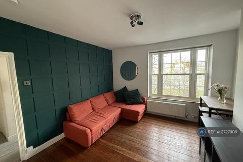 2 bedroom maisonette to rent, Hopton House, London, SW9