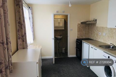 undefined, Grenoble Gardens, London, N13