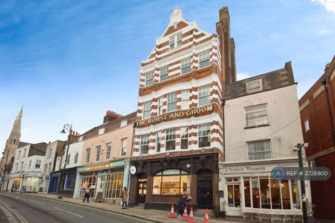 2 bedroom flat to rent, Heath Street, London, NW3
