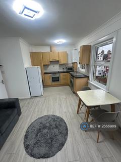 1 bedroom flat to rent, Hampden Road, London, N8