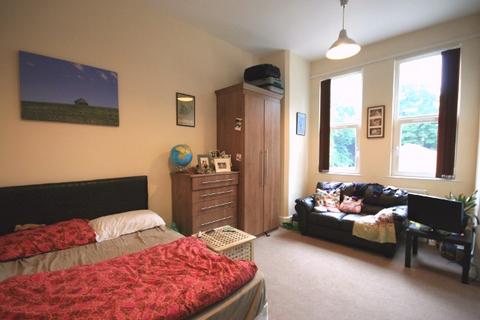 undefined, Otley Road, Leeds LS16