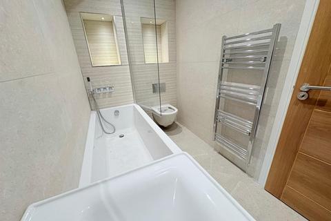 3 bedroom house for sale, Princes Road, Ferndown
