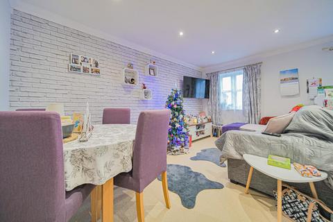 2 bedroom flat for sale, Foundry Close, Melksham SN12