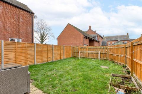 undefined, Stockbridge Close, Shefford SG17
