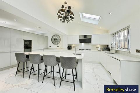 4 bedroom detached house for sale, Elvington Road, Hightown, Liverpool