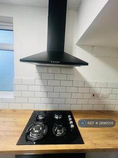 3 bedroom semi-detached house to rent, Tintern Way, Harrow, HA2