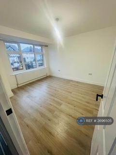3 bedroom semi-detached house to rent, Tintern Way, Harrow, HA2