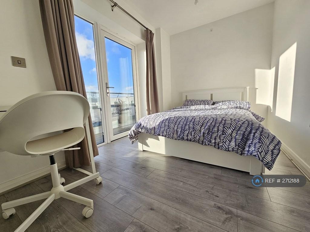 Room 1 b