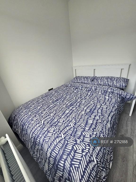 Room 2 d