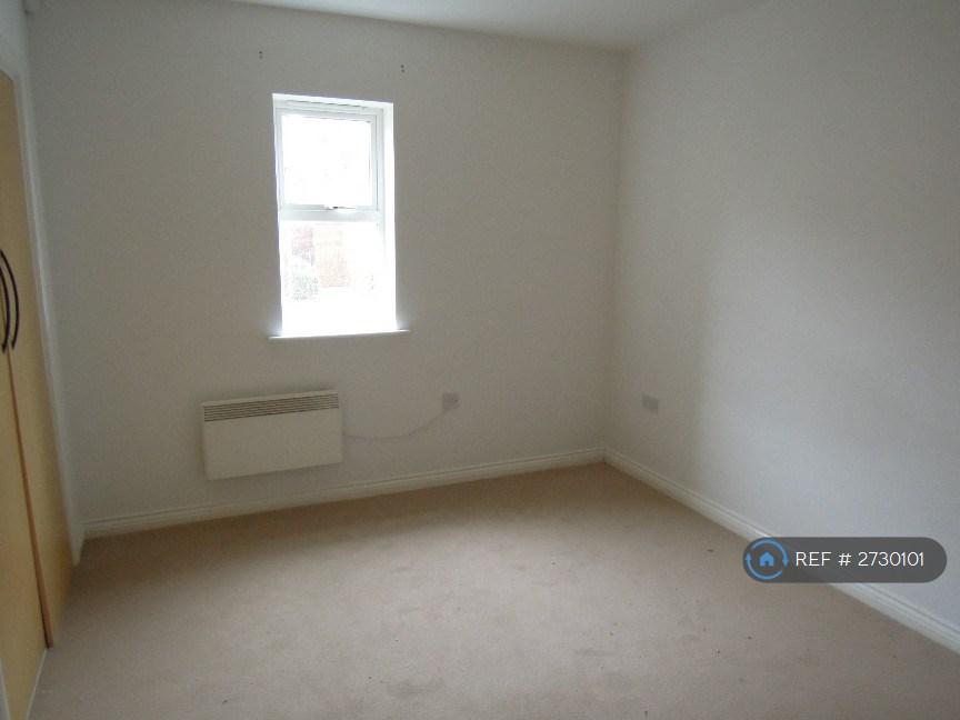 2nd Bedroom