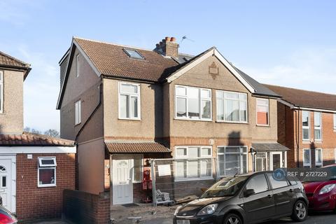 undefined, Hythe Park Road, Egham, TW20