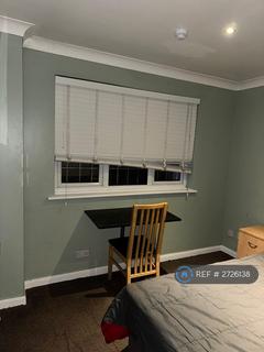 1 bedroom in a house share to rent, Allhallows Road, London, E6