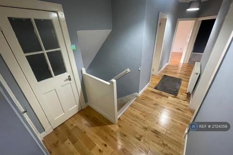 undefined, Thornliebank, Thornliebank, Glasgow, G46