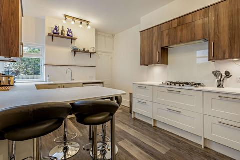4 bedroom end of terrace house for sale, Huntingdon Road, Cambridge, Cambridgeshire