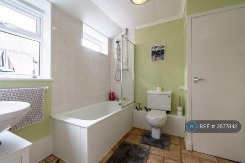 undefined, Denmark Road, Rushden, NN10