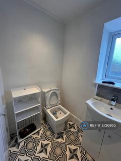 1 bedroom terraced house to rent, Green Place, Bradford, BD2
