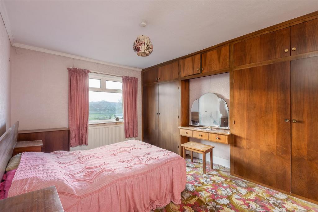 The Avenue 27 Bedroom 2-1.jpg