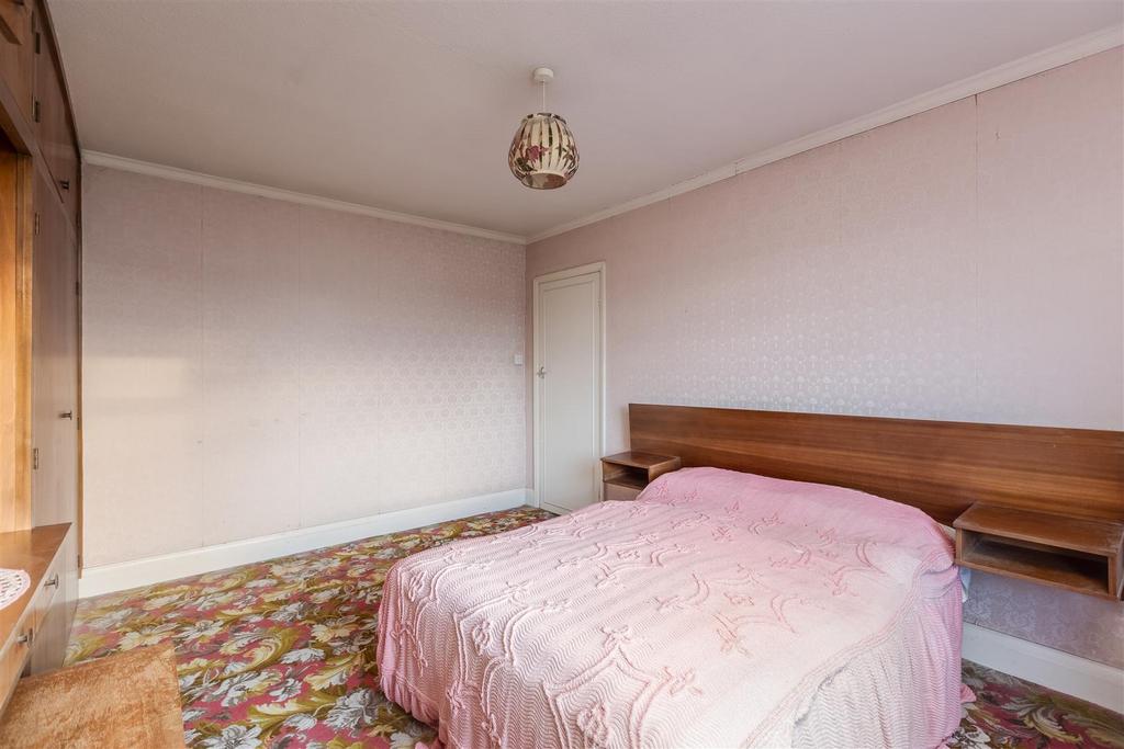 The Avenue 27 Bedroom 2-2.jpg
