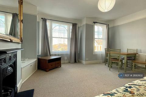 Fernthorpe Road, London, SW16