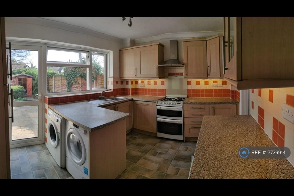 Kitchen (Gas Cooker &amp; Dual Ovens, Washer, Dryer)