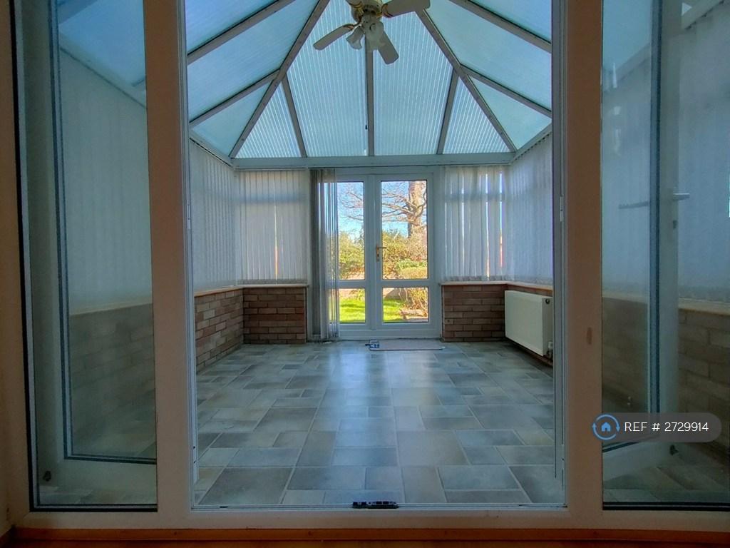 Conservatory - Centrally Heated