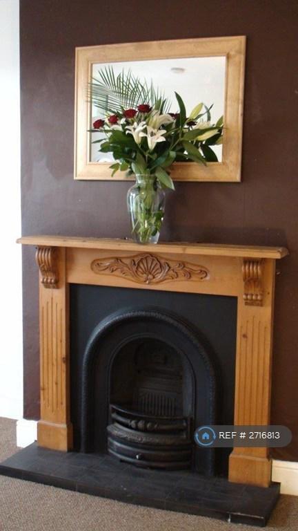 Lounge Fireplace