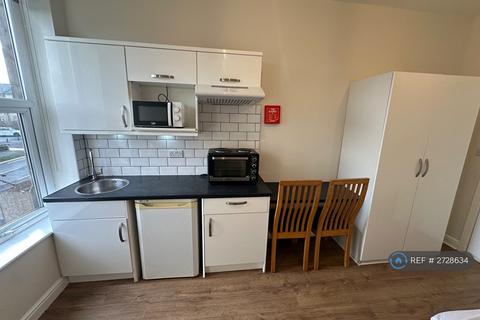 undefined, East Parade, Harrogate, HG1