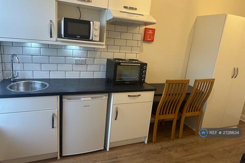 undefined, East Parade, Harrogate, HG1