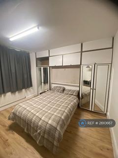 undefined, Great West Road, Isleworth, TW7