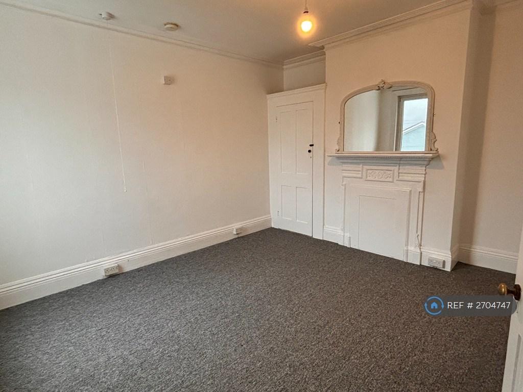 80 High St Bed 1