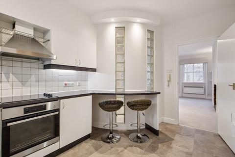undefined, Kings Road, London, SW3