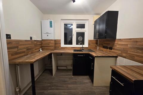 2 bedroom flat to rent, Antill Road, London