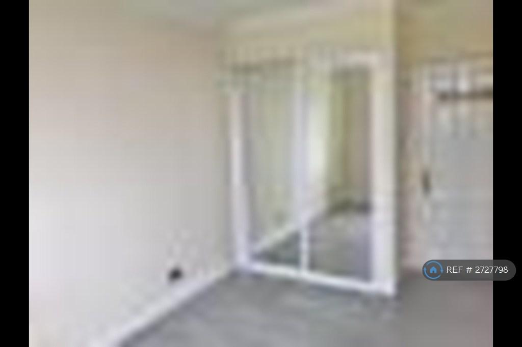 Fitted Wardrobe