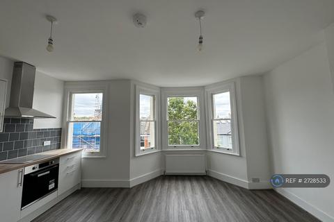 3 bedroom maisonette to rent, Bracewell Road, London, W10