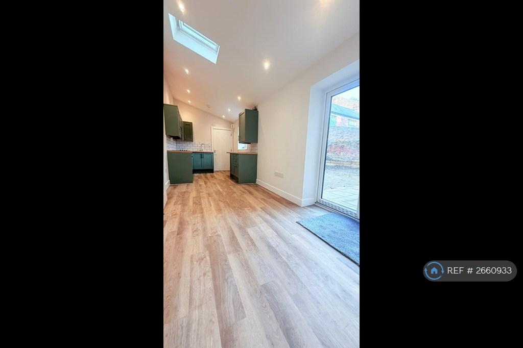 Vaulted Lounge/Kitchen