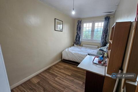 undefined, New Malden, New Malden, KT3
