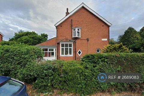 3 bedroom semi-detached house to rent, Church Lane, Scunthorpe, DN15