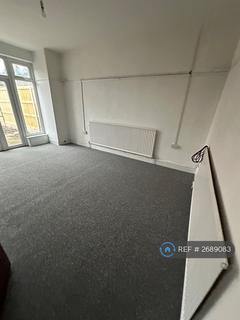 3 bedroom semi-detached house to rent, Church Lane, Scunthorpe, DN15