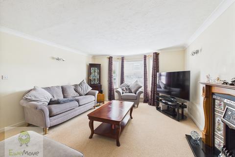 undefined, Grant Road, Wainscott, Rochester, ME3 8EE
