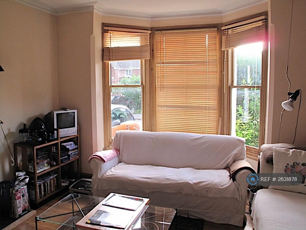 Living Room And Bay-Window