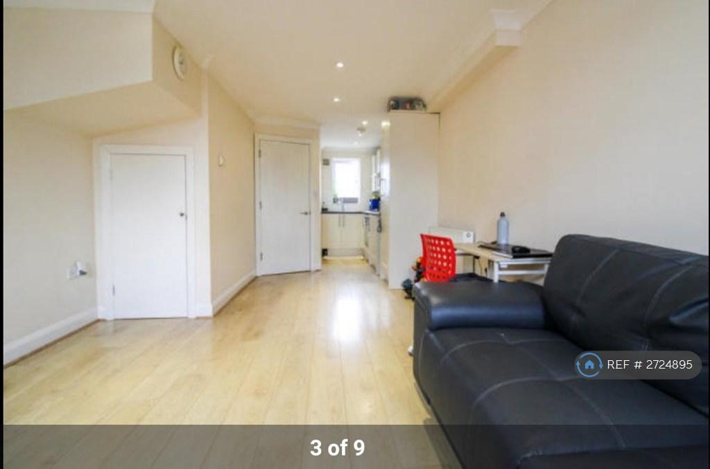 Living/Dining/Semi Open Plan Kitchen