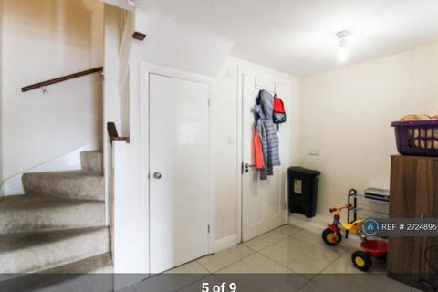 undefined, Stone Terrace, Farnborough, GU14