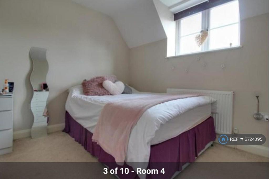 Main Bedroom