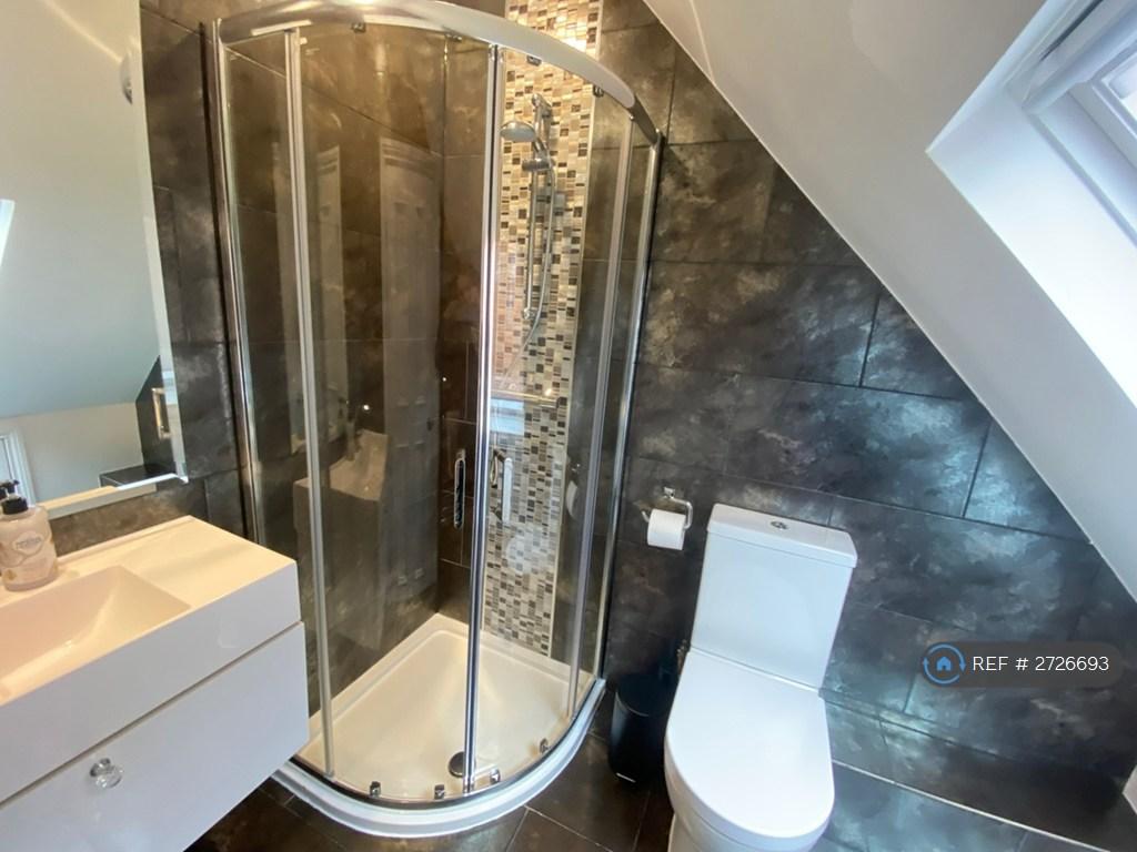 Ensuite Bathroom