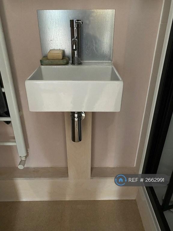 Basin In Shower Room First Floor