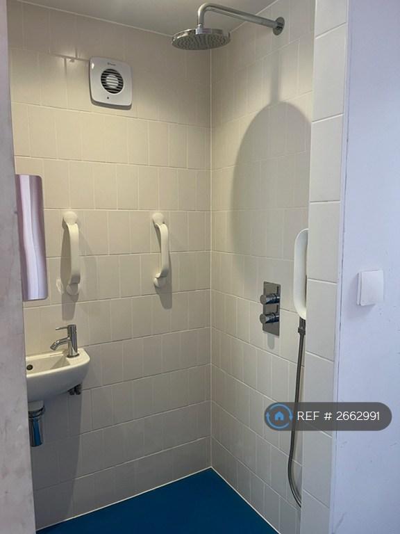 Ground Walk-In Shower Room